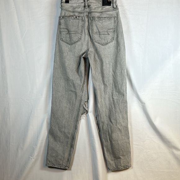 AE MOM JEANS SIZE(2 LONG) - Picture 5 of 7